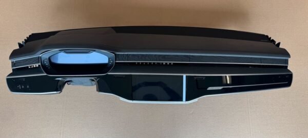 Audi A8 4N S8 Armaturenbrett Dashboard Schalttafel Leder Braun