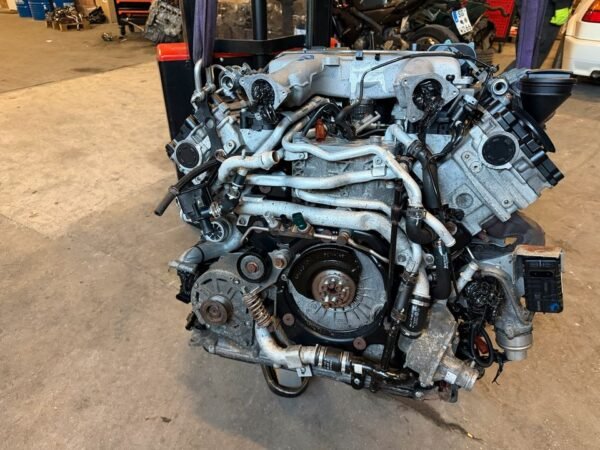 Audi A8 D4 4,2 TDI CTE Motor Triebwerk Engine