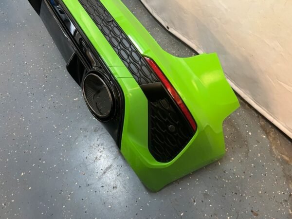 Audi RS3 8Y4 Stoßstange Sportback 6 PDC Kyakami Grün 4378