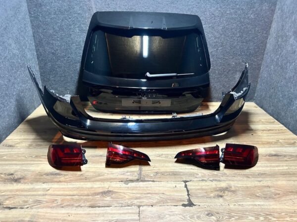 Audi RS4 B9 2021- Heckklappe Rückleuchte Stoßstange