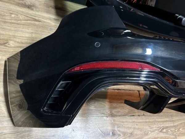 Audi RS4 B9 2021- Heckklappe Rückleuchte Stoßstange