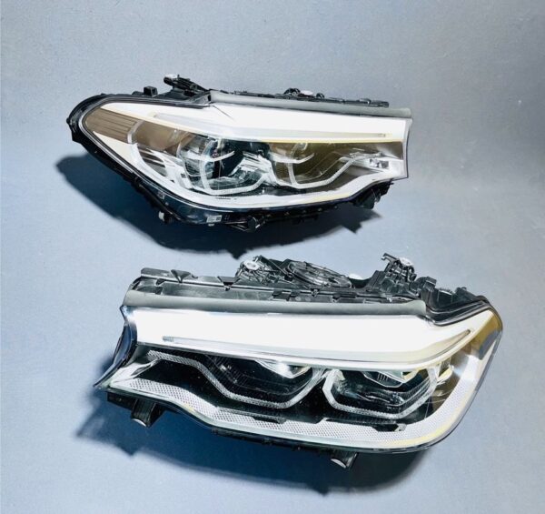 BMW 5 Series / M5 (G30 / G31 / F90) Adaptive LED Headlights - BMW OEM Parts