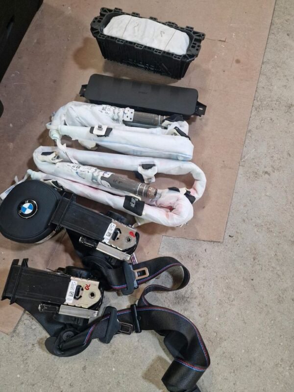 BMW G20 M3 G80 Armaturenbrett M Gurte SET