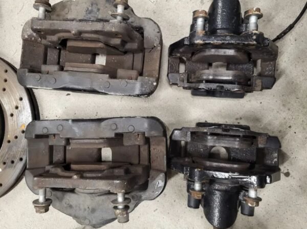 BMW M3 E90 E92 Bremsen SET Bremsscheiben Bremssklötze Bremssättel