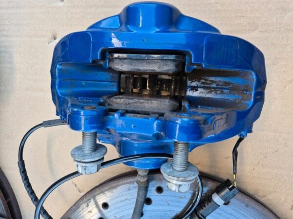 BMW M3 F80 M4 F82 Bremsen Bremsscheiben Bremssättel Bremsklötze
