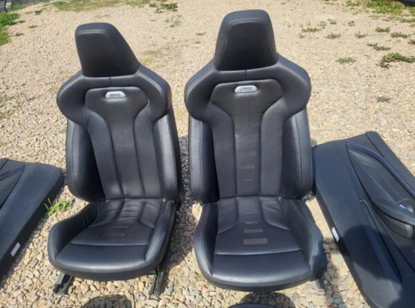 BMW M4 F82 Sitze Innenausstattung Türverkleidung Leder Merino SET
