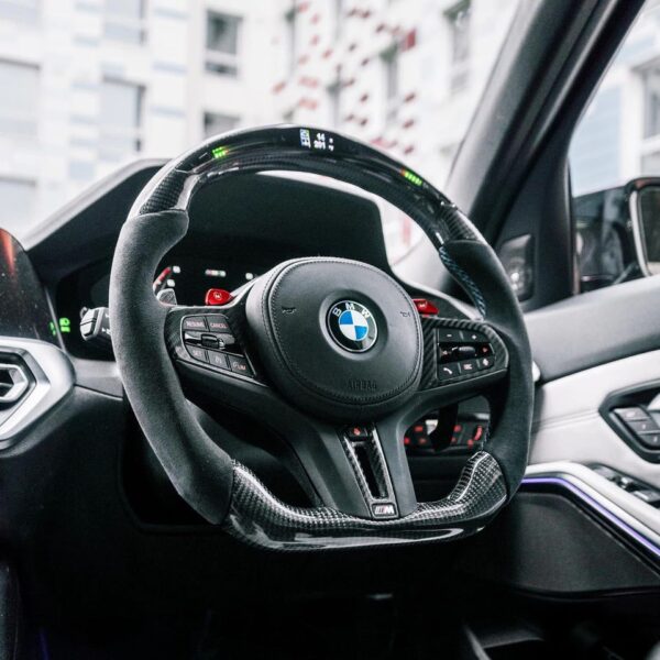 Carbon Lenkrad mit LED Display für BMW G80 M3, G82 M4