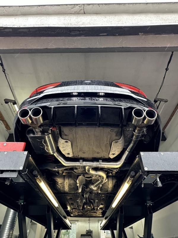 DTH Exhaust Klappenabgasanlage REAPER V4 Audi S3 8V