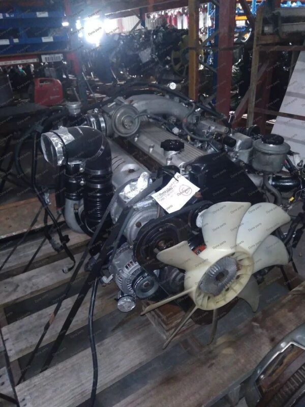 TOYOTA LAND CRUISER 1HZ MOTOR COMPLETE 4.2L DIESEL ENGINE 80 SERIES