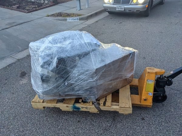 Used Mercedes-Benz OM606 Turbo Diesel Engine - Genuine Mercedes-Benz Parts