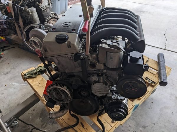 Used Mercedes-Benz OM606 Turbo Diesel Engine - Genuine Mercedes-Benz Parts
