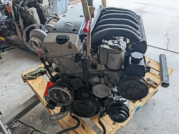 Used Mercedes-Benz OM606 Turbo Diesel Engine - Genuine Mercedes-Benz Parts