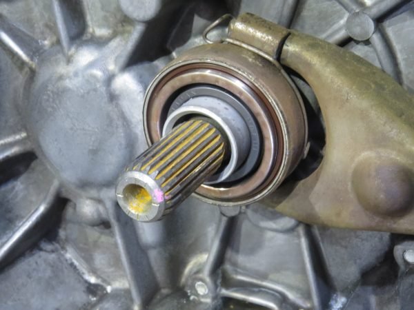 2000-2005 TOYOTA CELICA GTS MANUAL TRANSMISSION 6 SPEED JDM 2ZZGE