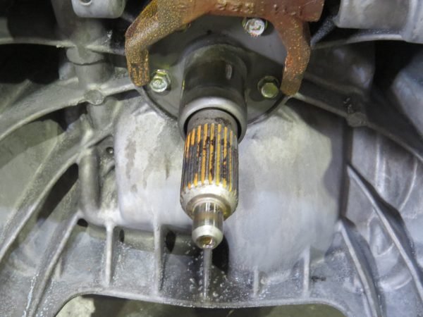JDM 2008 2009 Subaru Legacy Spec B 6 SPEED Manual Transmission 3.90 R180 Rear Differential TY856WEBAA