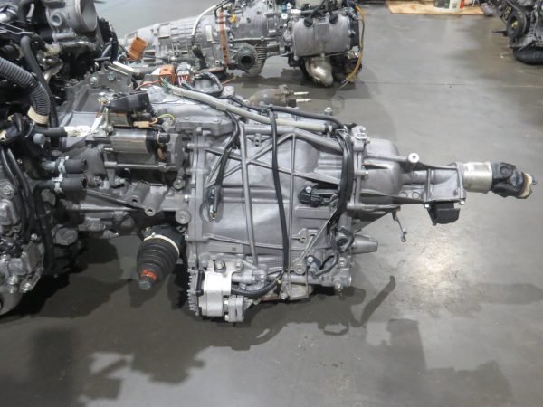 JDM 2012-2016 Subaru Impreza CVT Automatic Transmission & Rear Differential 2.0L FB20