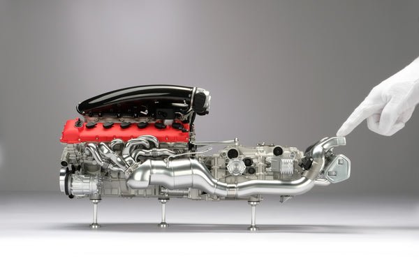 Ferrari Daytona SP3 V12 F140HC Engine and Gearbox (2022)