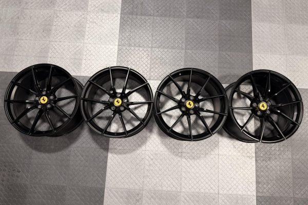 20×10″ and 20×11.5″ Ferrari 812 Wheels